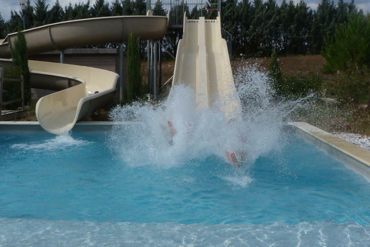 Camping L'Eau Vive Hotel Dauphin Buitenkant foto